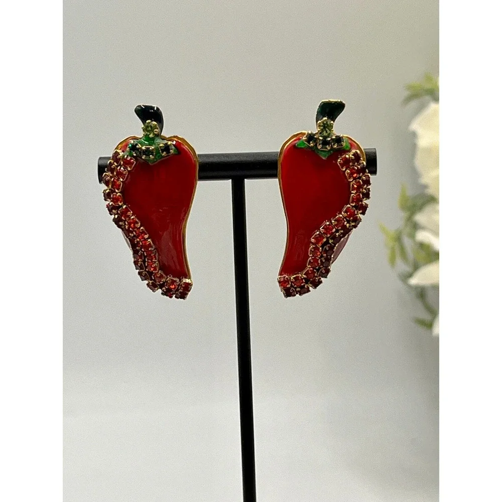 Lunch at the Ritz Vintage‎ Red Chili Pepper Enamel Rhinestone Pierced Earrings